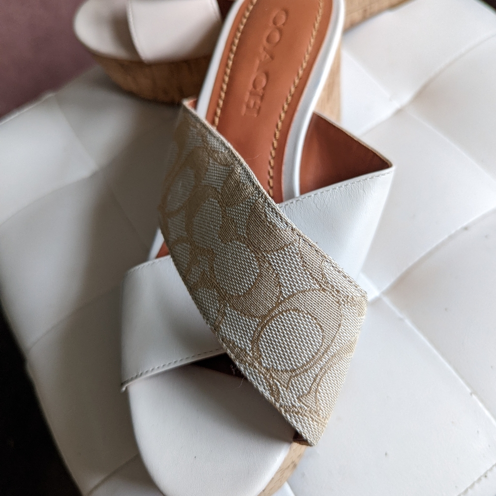 NWOT Coach shoes